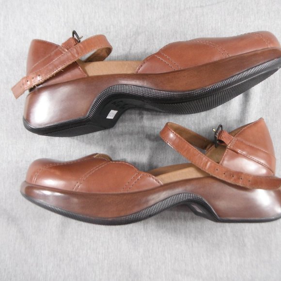 Dansko shoes - Picture 4 of 8